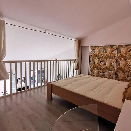 Tropez Loft * Сен-Тропе