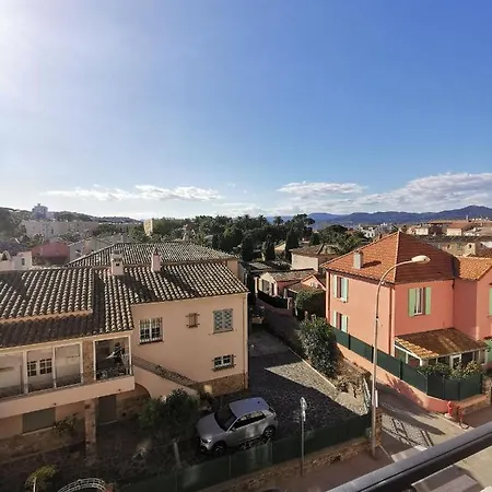 Tropez Loft Апартаменты *